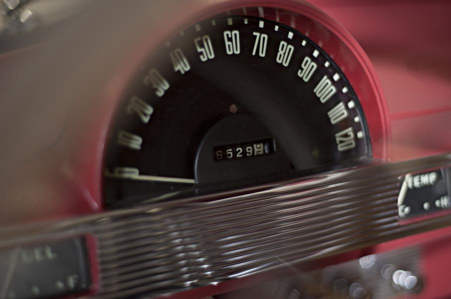 Панель приборов Hudson Italia Coupe 1954 года  (фото 18 из 37)